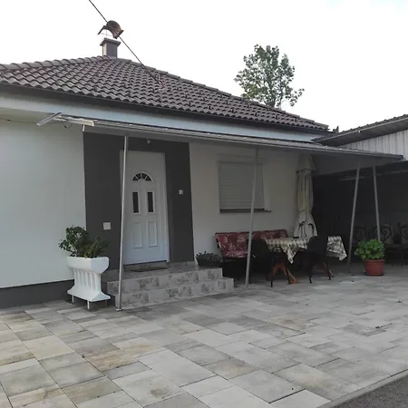 Nyaraló Vikendica Ninic